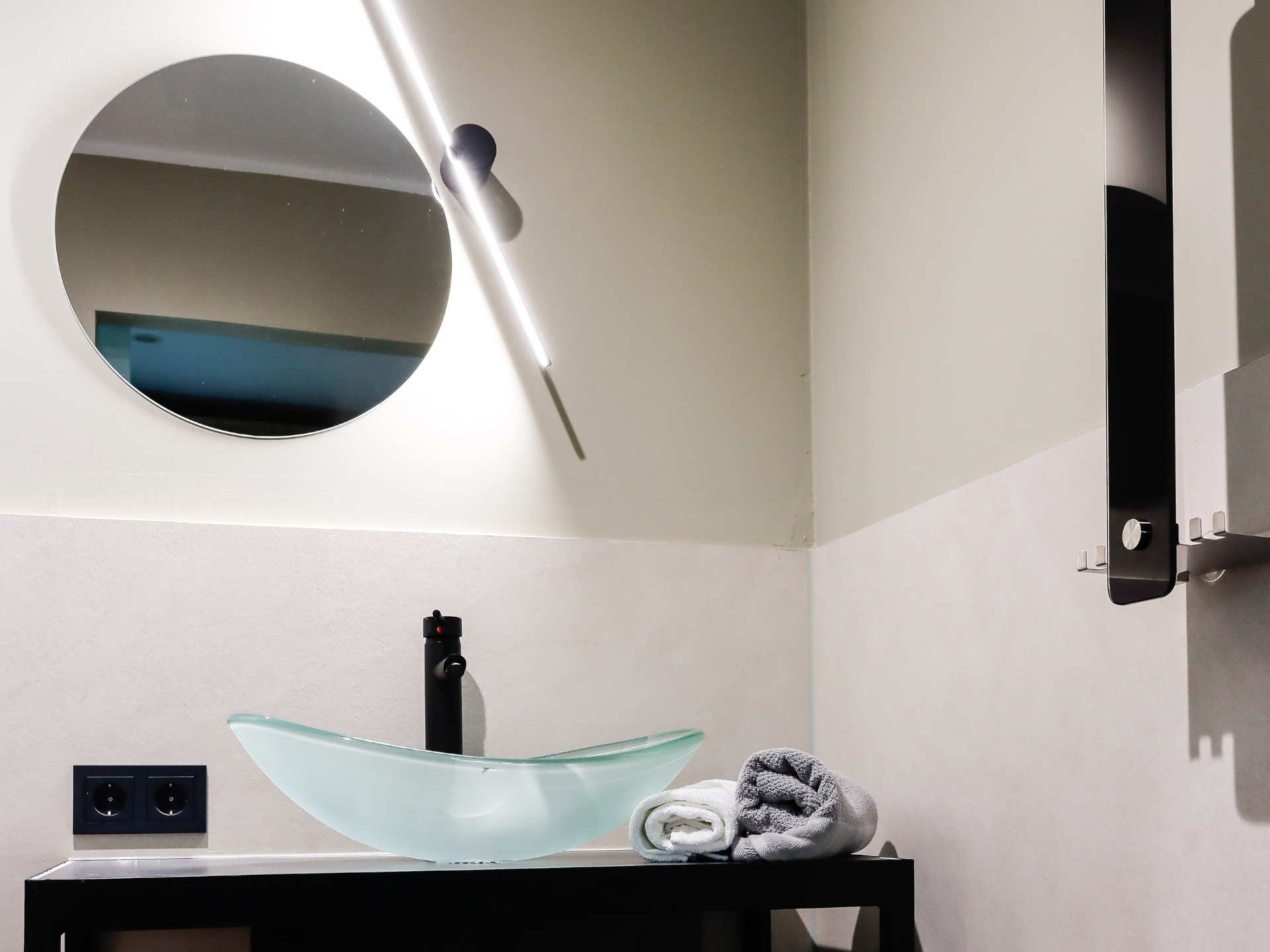 einzelzimmer hotel wehra hochrhein bad saeckingen Badezimmer mit Waschbecken